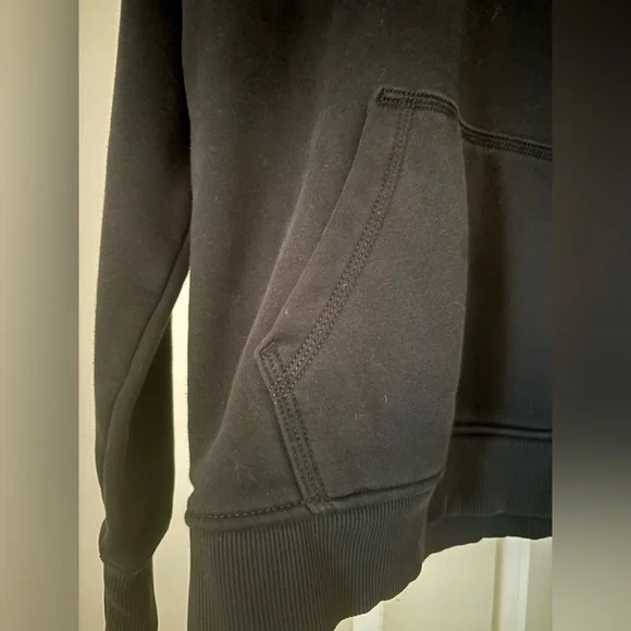 Carhartt Black Hoodie with White Sleeve Logo women’s sm 4-6 - Picture 3 of 6